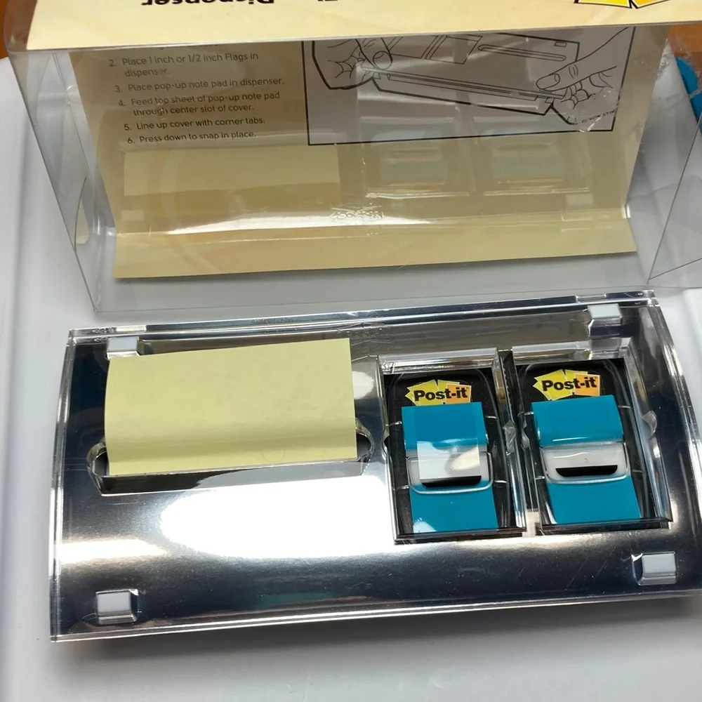 New open box 3M Post It Note chrome w clear color holder, opened only for photos